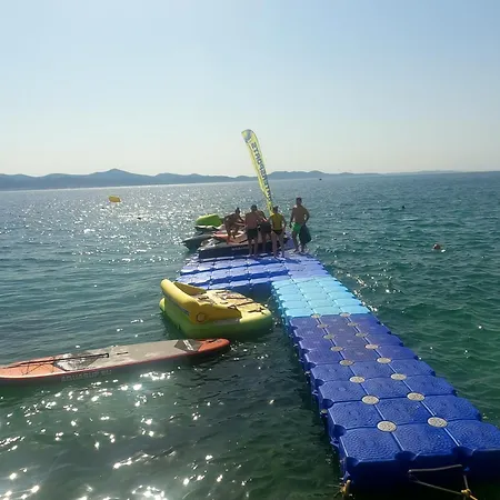 Barbora アパート ザダル