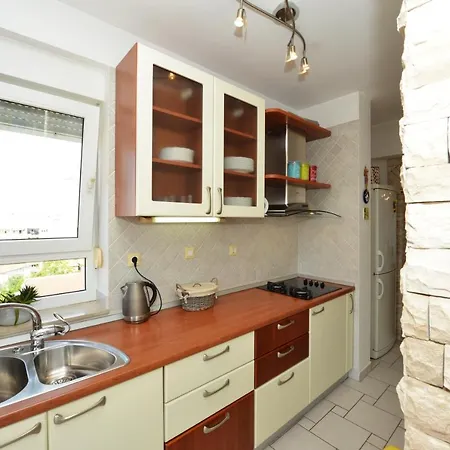Barbora Apartment