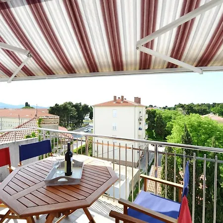 Barbora Apartment *