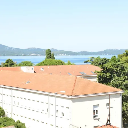 Barbora Apartment *